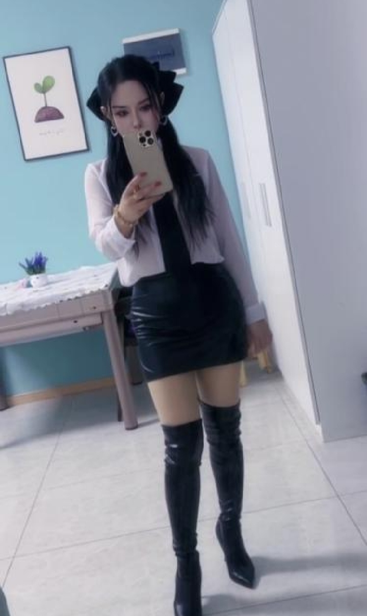 过年不放假的波波老师