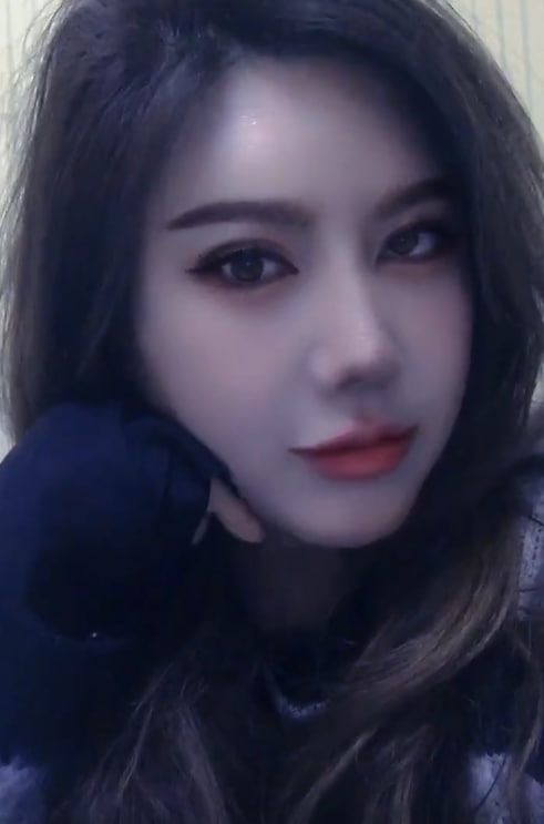 武汉飘飘雨大波熟女