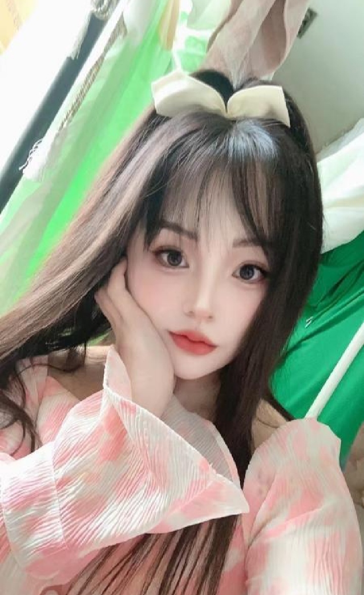 东湖小女友菲儿