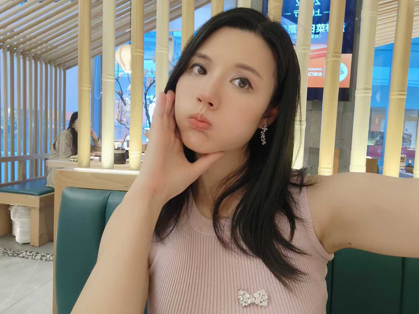 福田漂亮小妞