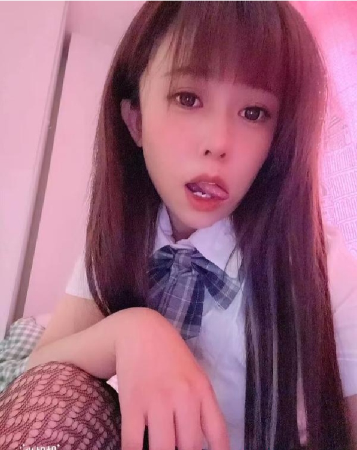 河北区制服小点点