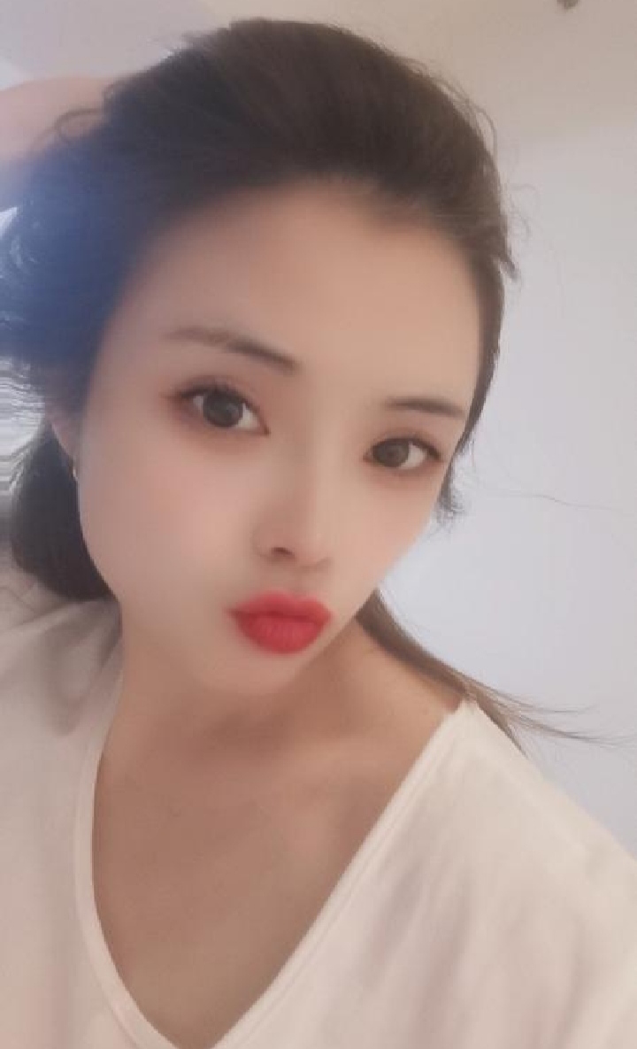 东站附近服务小魔女