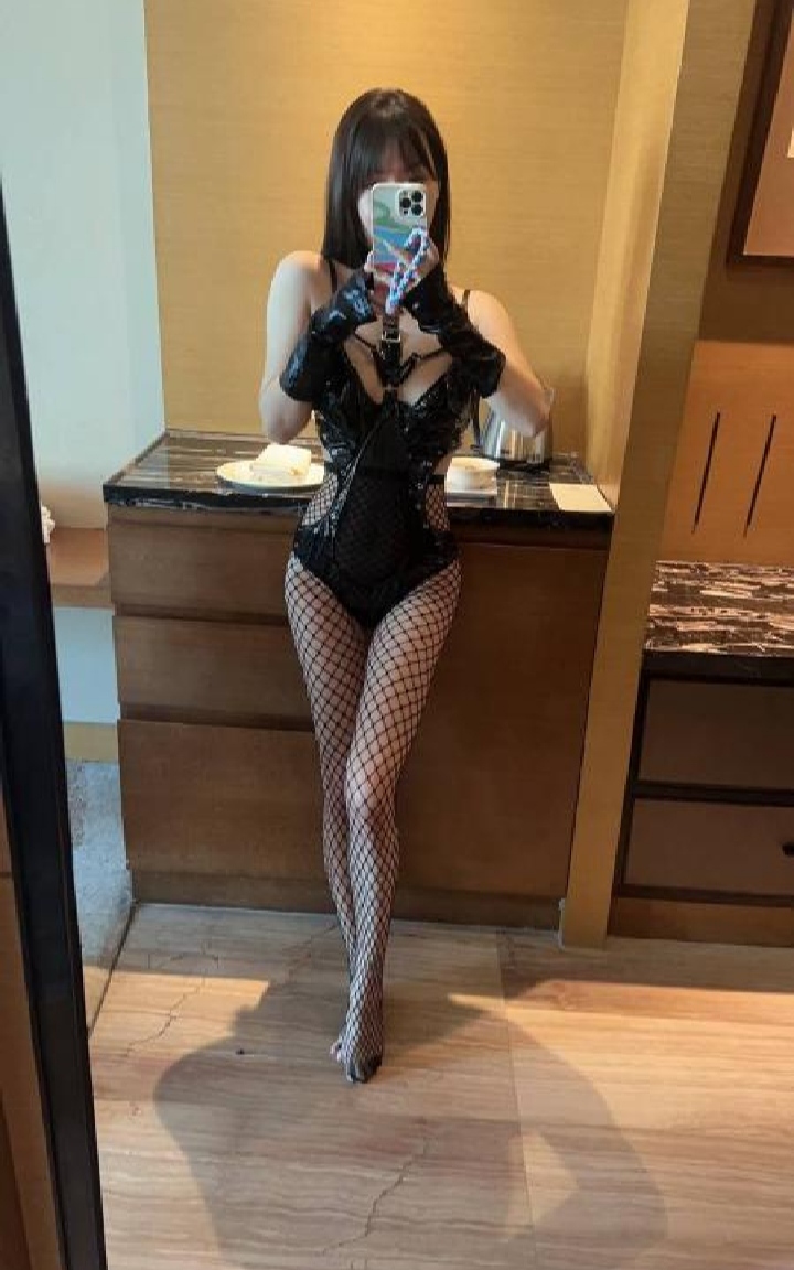 完美身材小翘臀