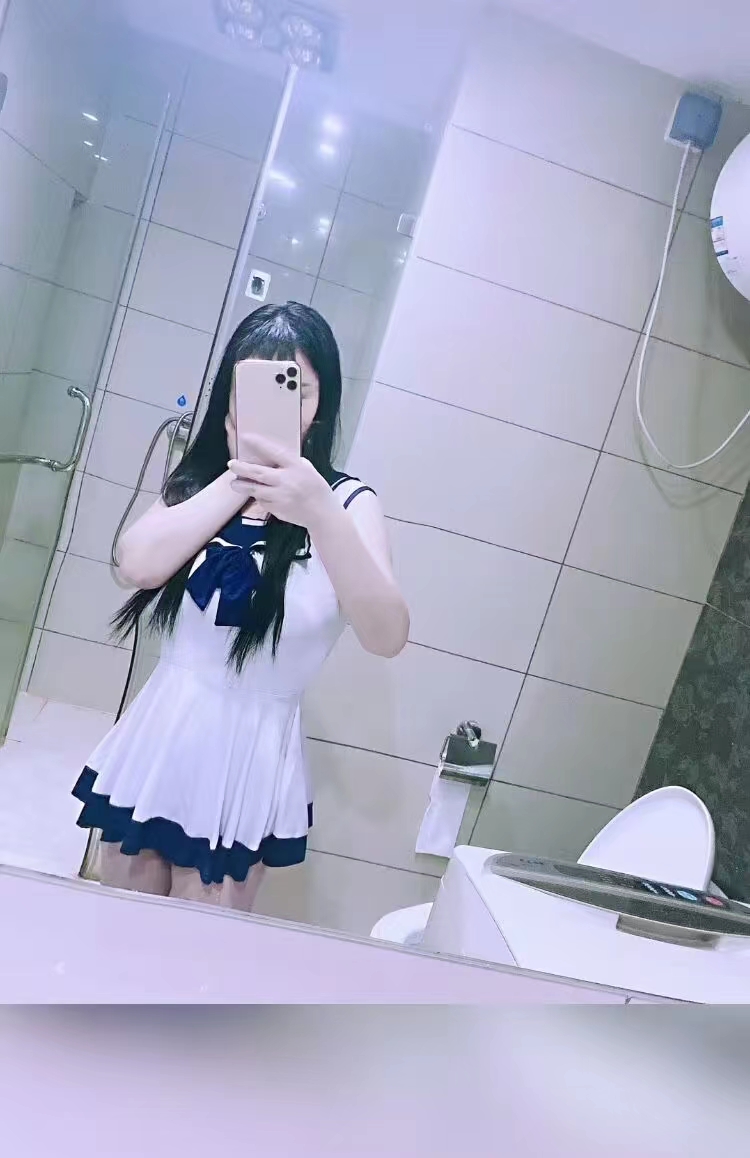 南昌00后嫩妹大胸