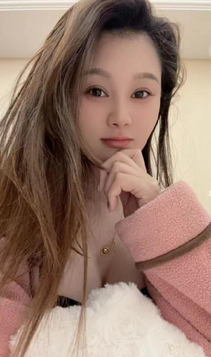 萧山丰满诱人小甜甜