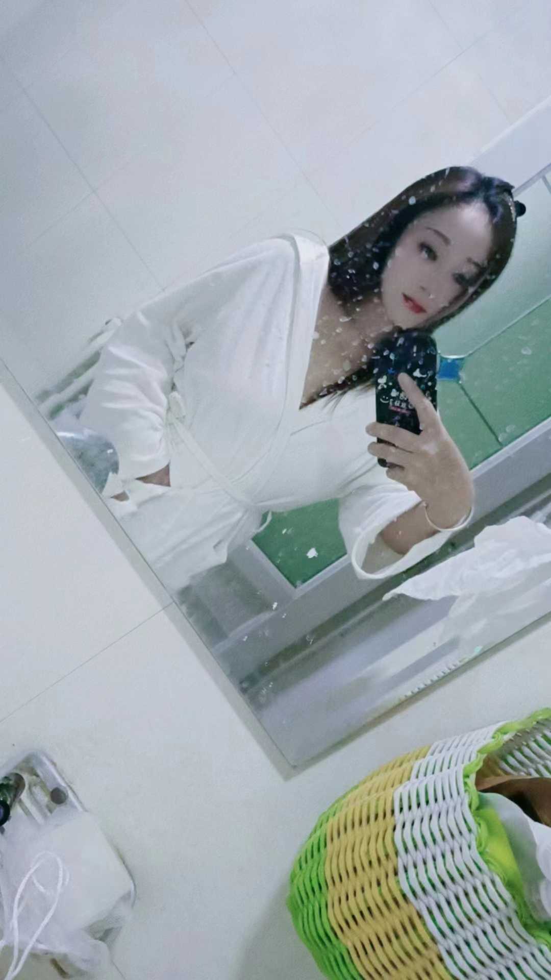 大波波的川妹子