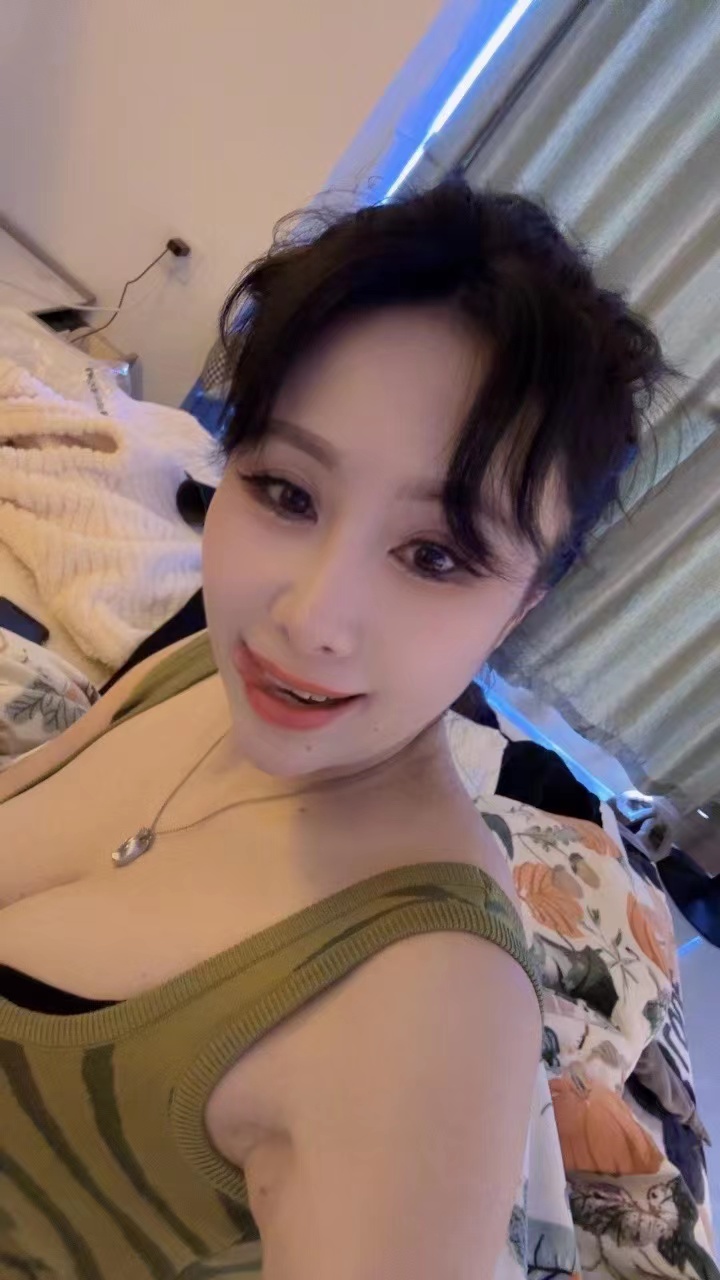 这个姐姐性价比很高的