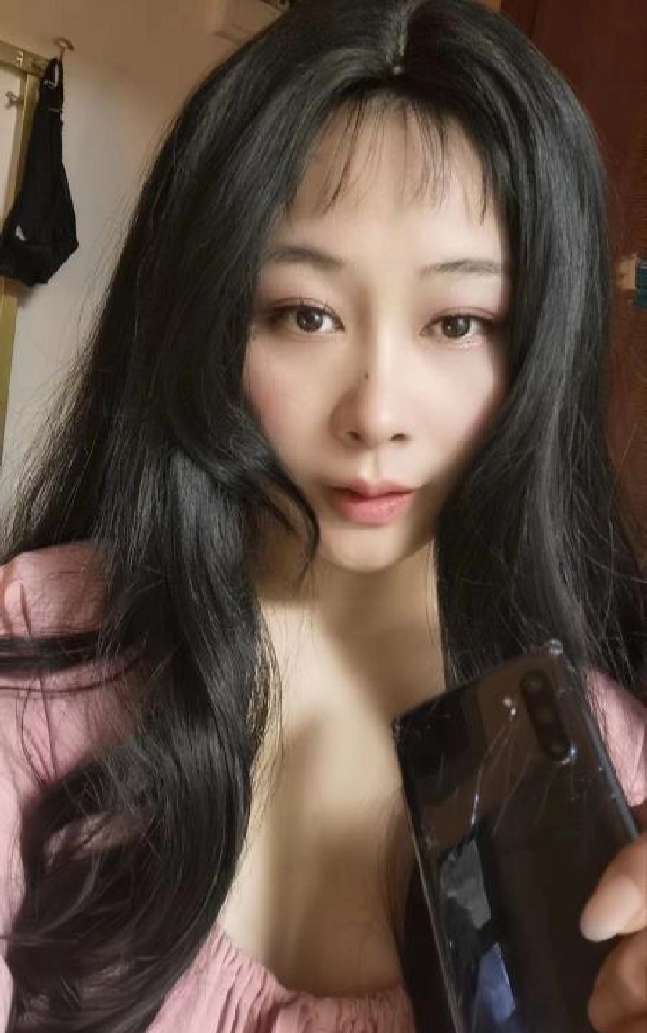 海珠情趣制服韵味尤物