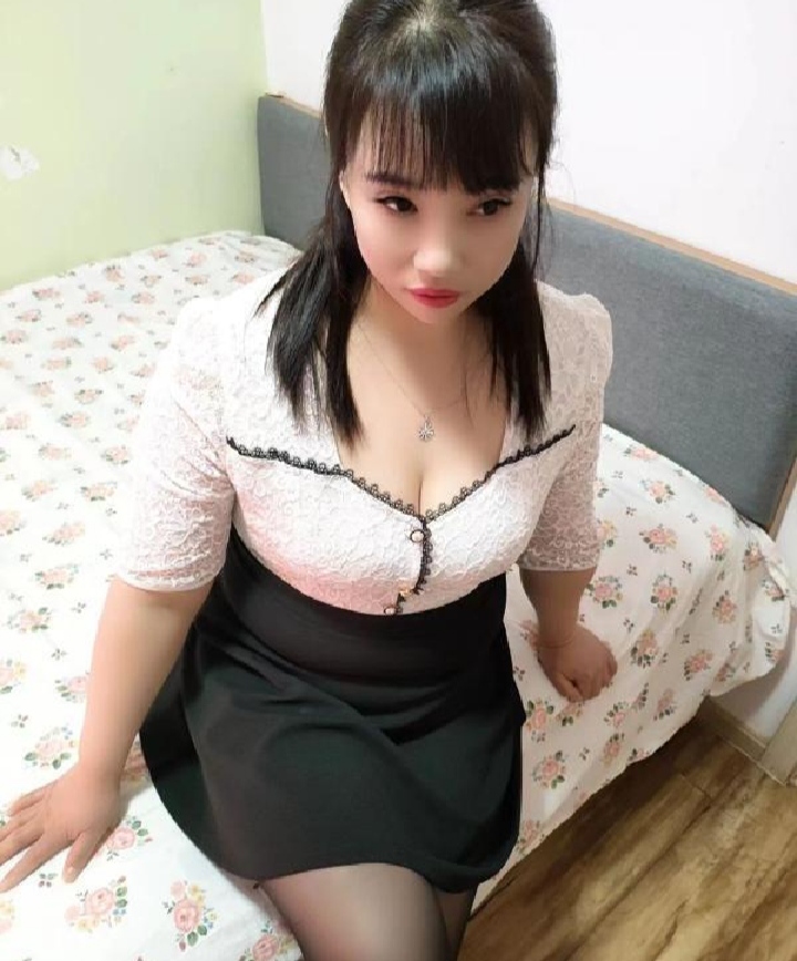 泄火大波少妇榨汁臀