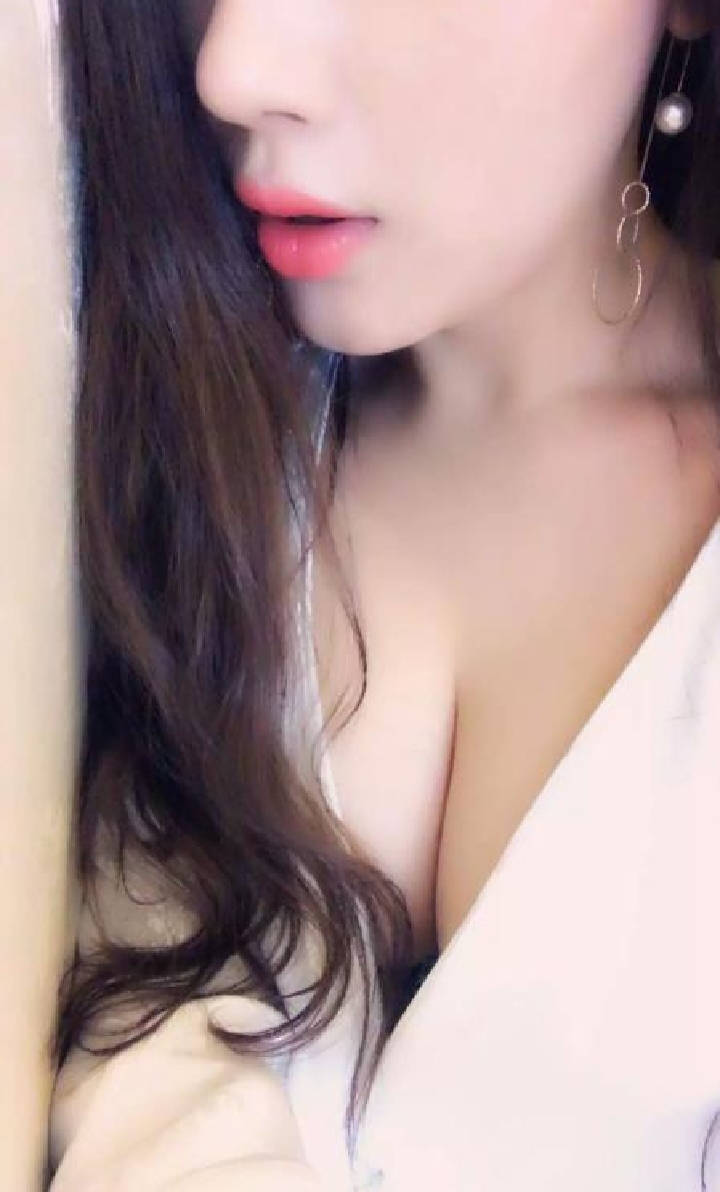 d奶火辣御姐颜值美艳