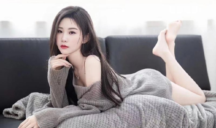 万家丽服务气质少妇