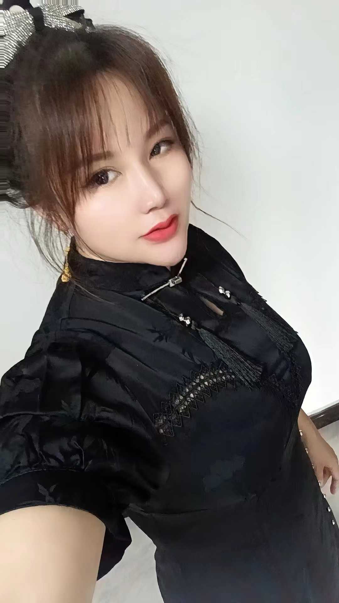 服务很不错的漂亮妹妹