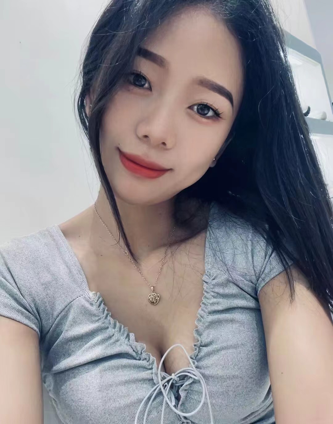 很Sao的年轻妹妹