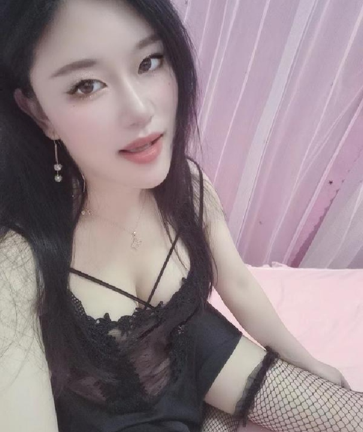 龙岗善解人衣火辣老师