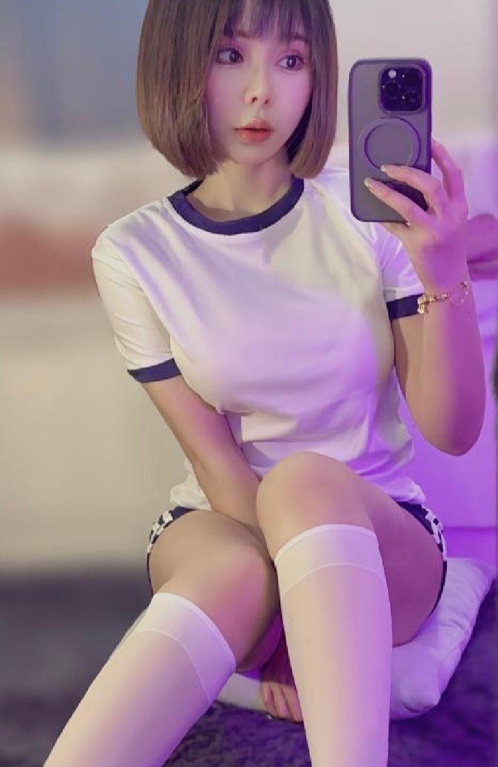 福田短发天花板妮妮