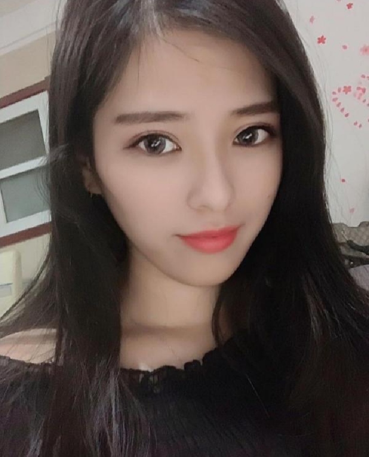 瑶海大奶欲女诱人欧若拉