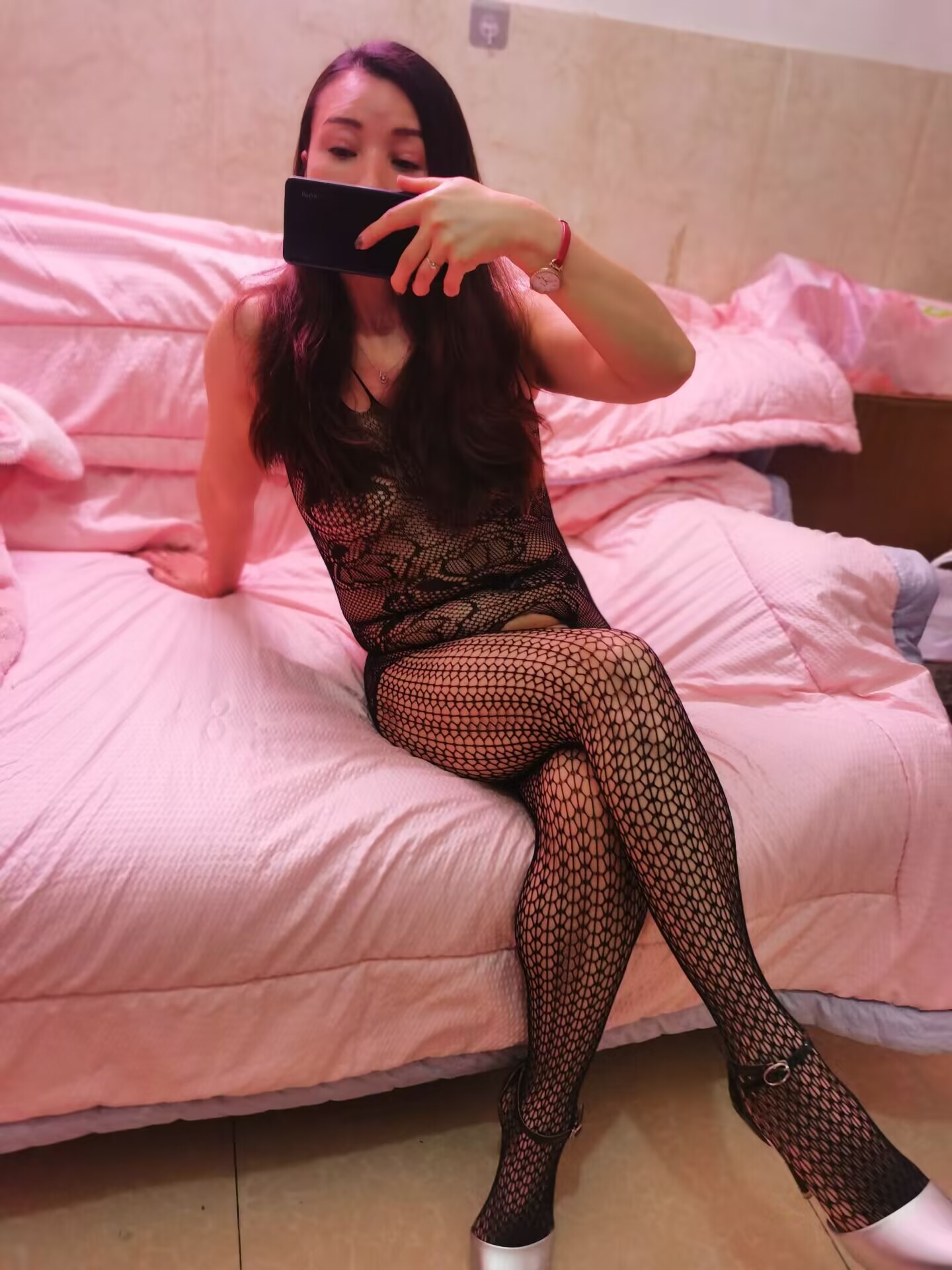 可以双飞QT小姐姐