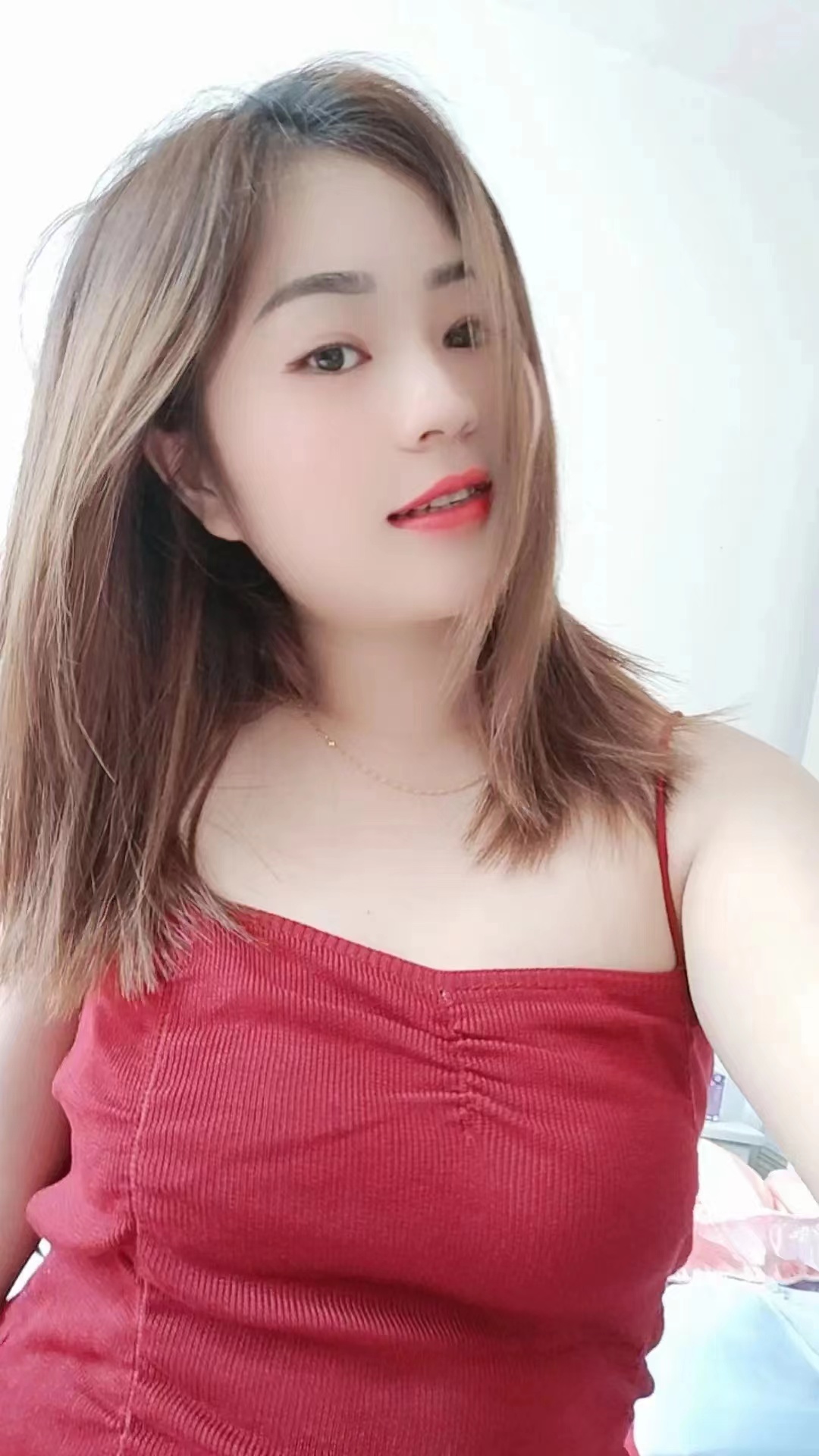 只有半套的小姐姐