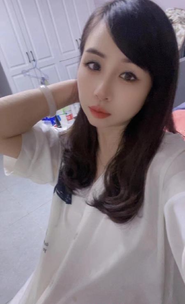 沙坪坝大学城乔乔