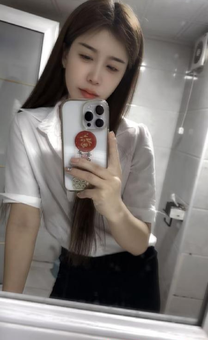 温柔的气质小姐姐琳琳