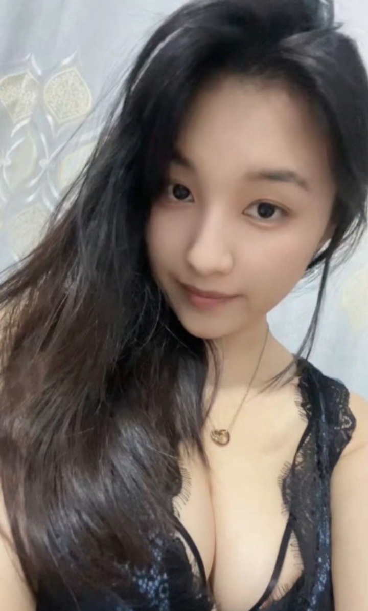 小店性感大长腿可可