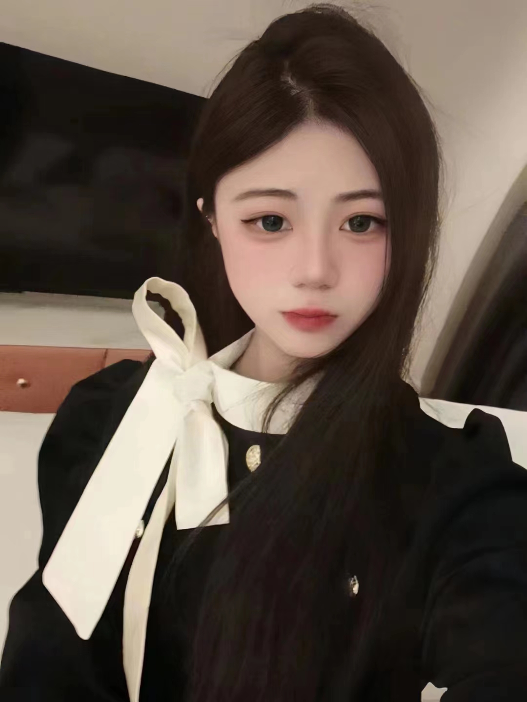 雪白大胸超级不错的妹妹