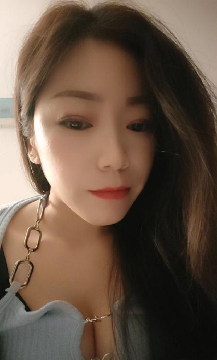 韵味十足温倩小姐姐