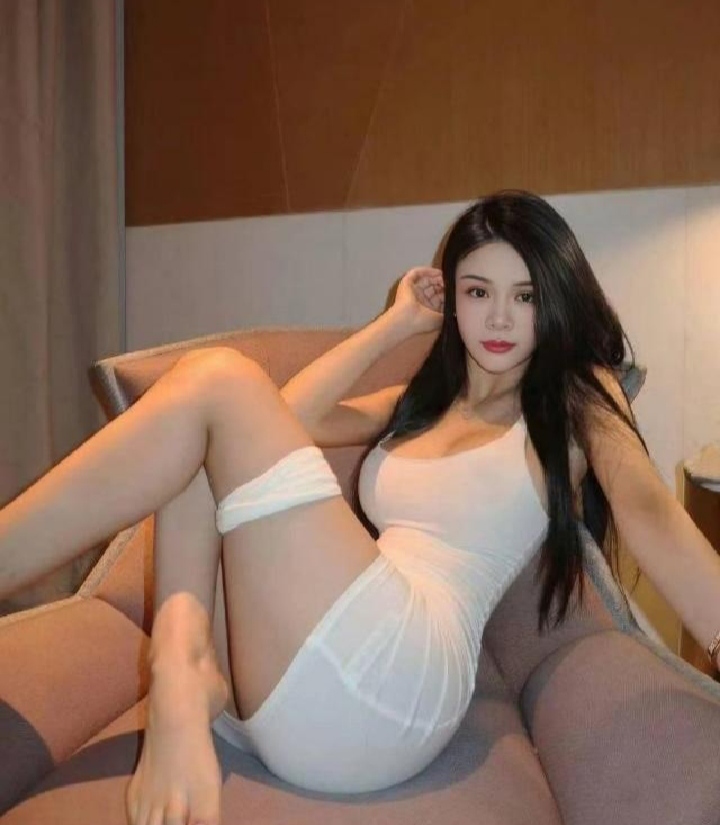 南山诱人火辣幼师可儿