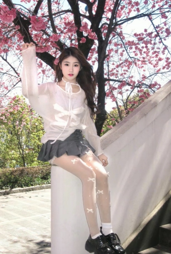 闵行区白嫩大长腿熙熙