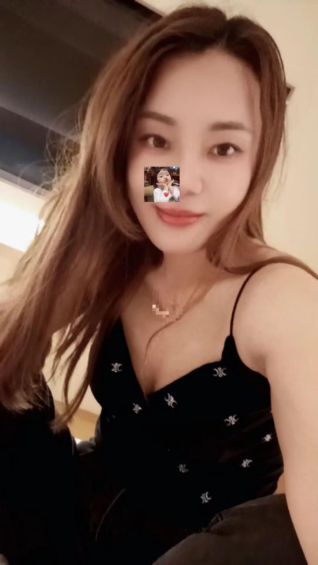 湖里菲菲女s小姨子