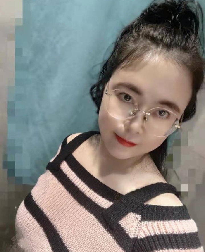 罗湖撩人水多多眼镜妹