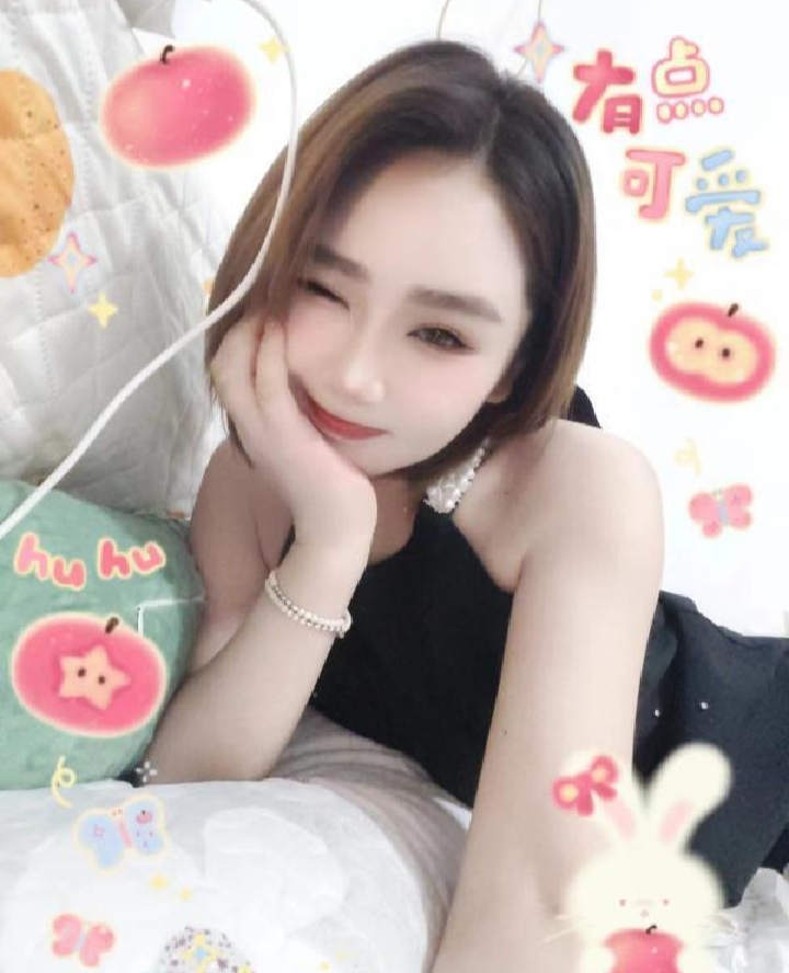 身材火辣的漂亮姐姐