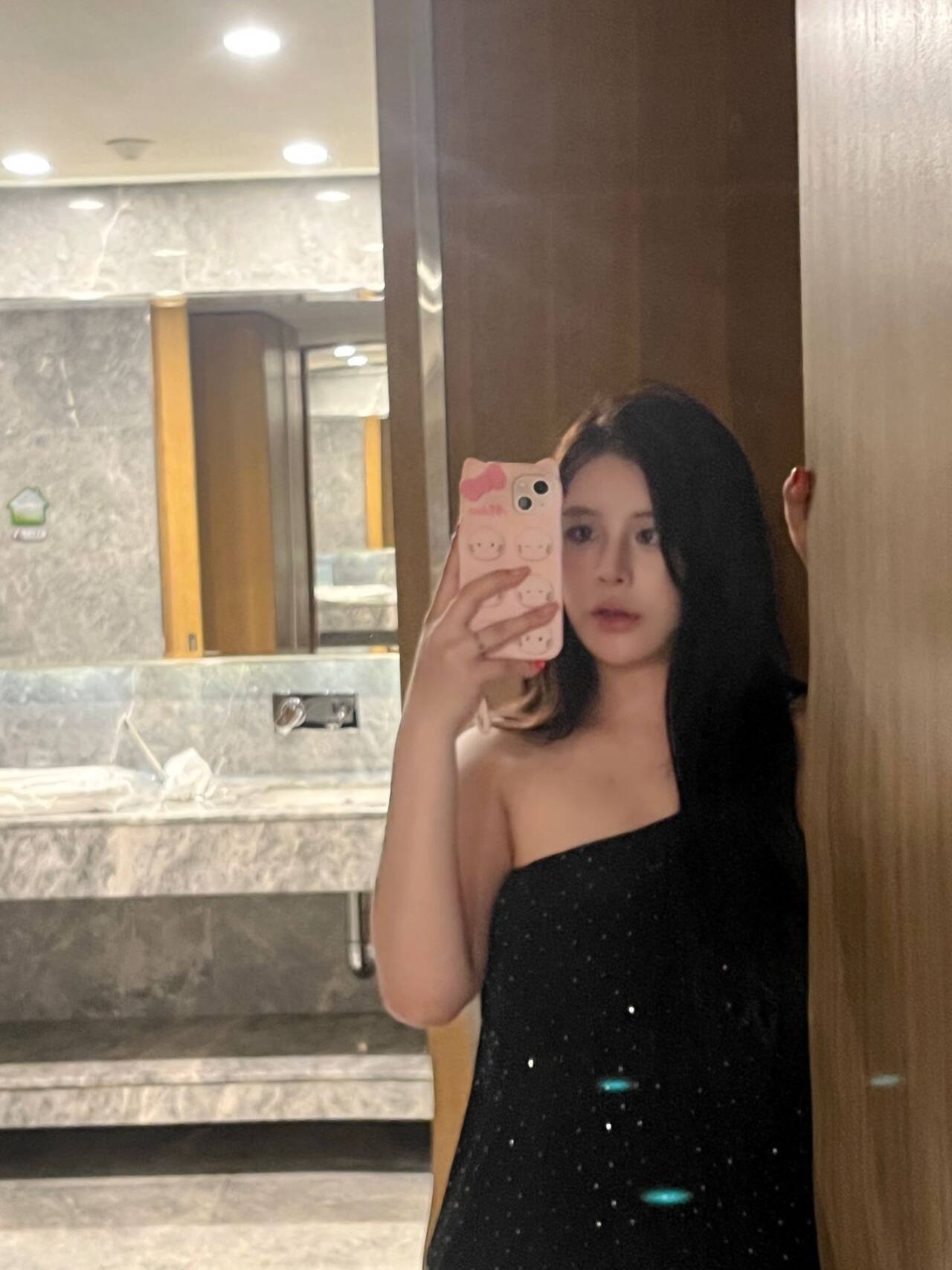 颜值，身材在线的妹子