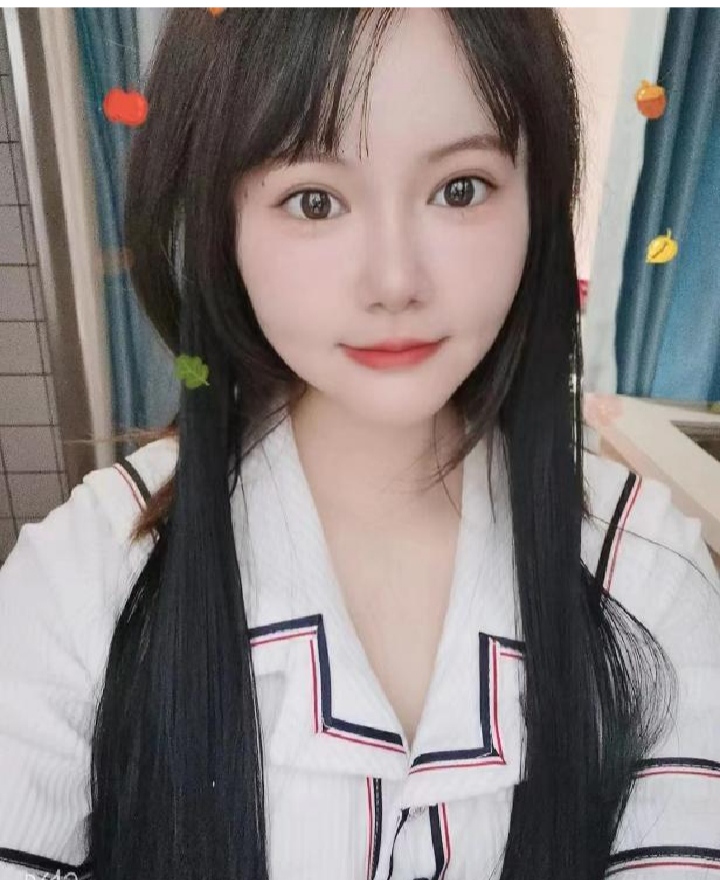 龙华颜值制服小女友