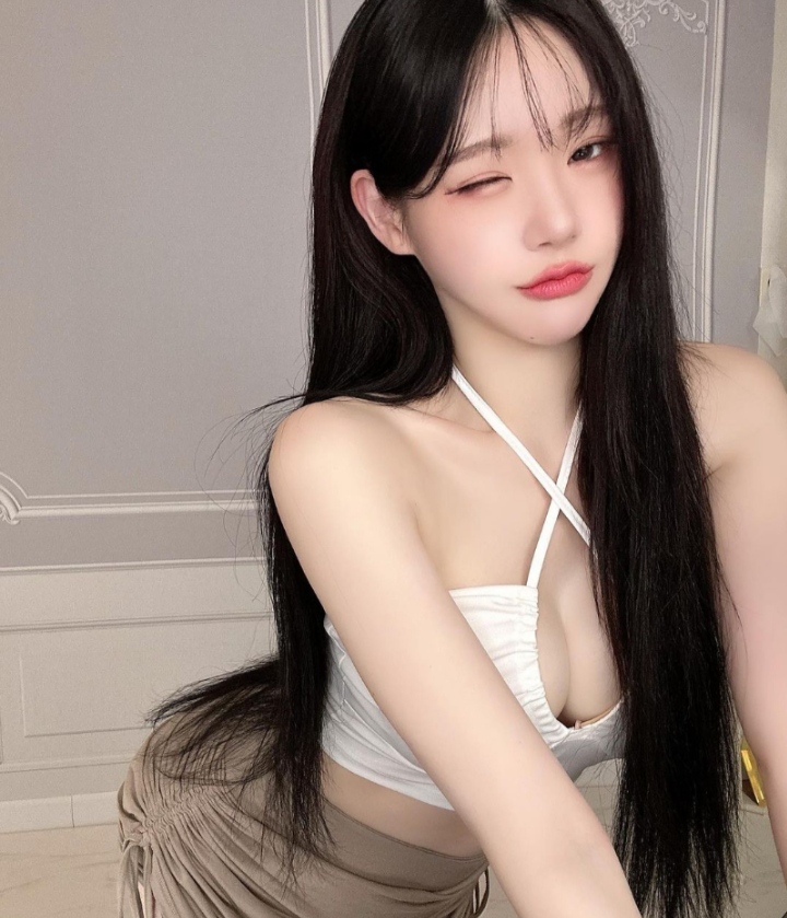 粉嫩性感多水小冰冰