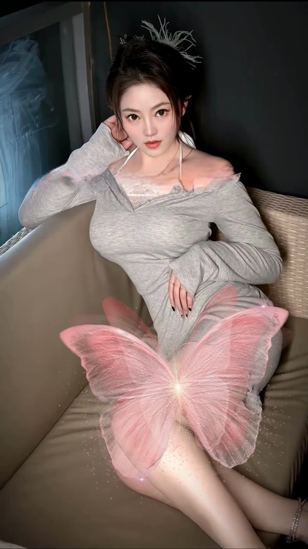 美，美，美。她叫梅梅