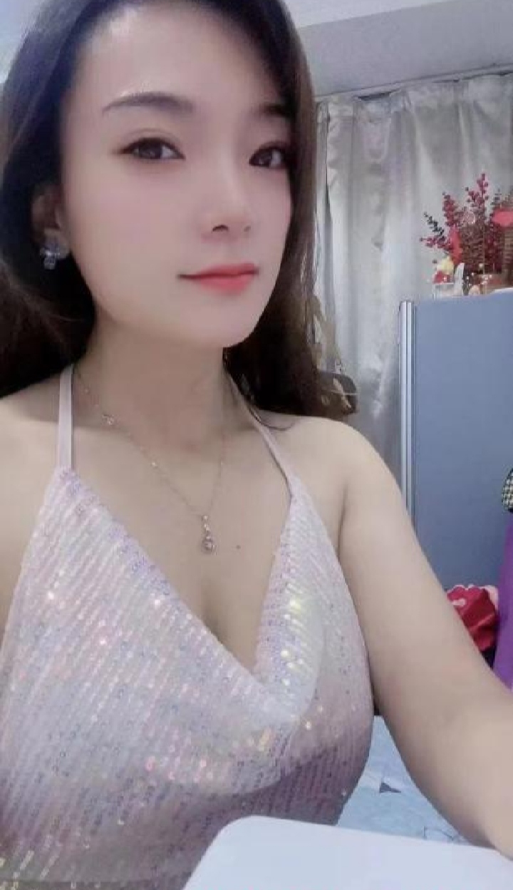 西乡火辣兼职妹雪儿