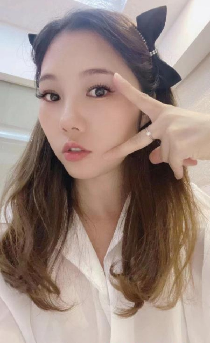 白云服务型兼职小丽