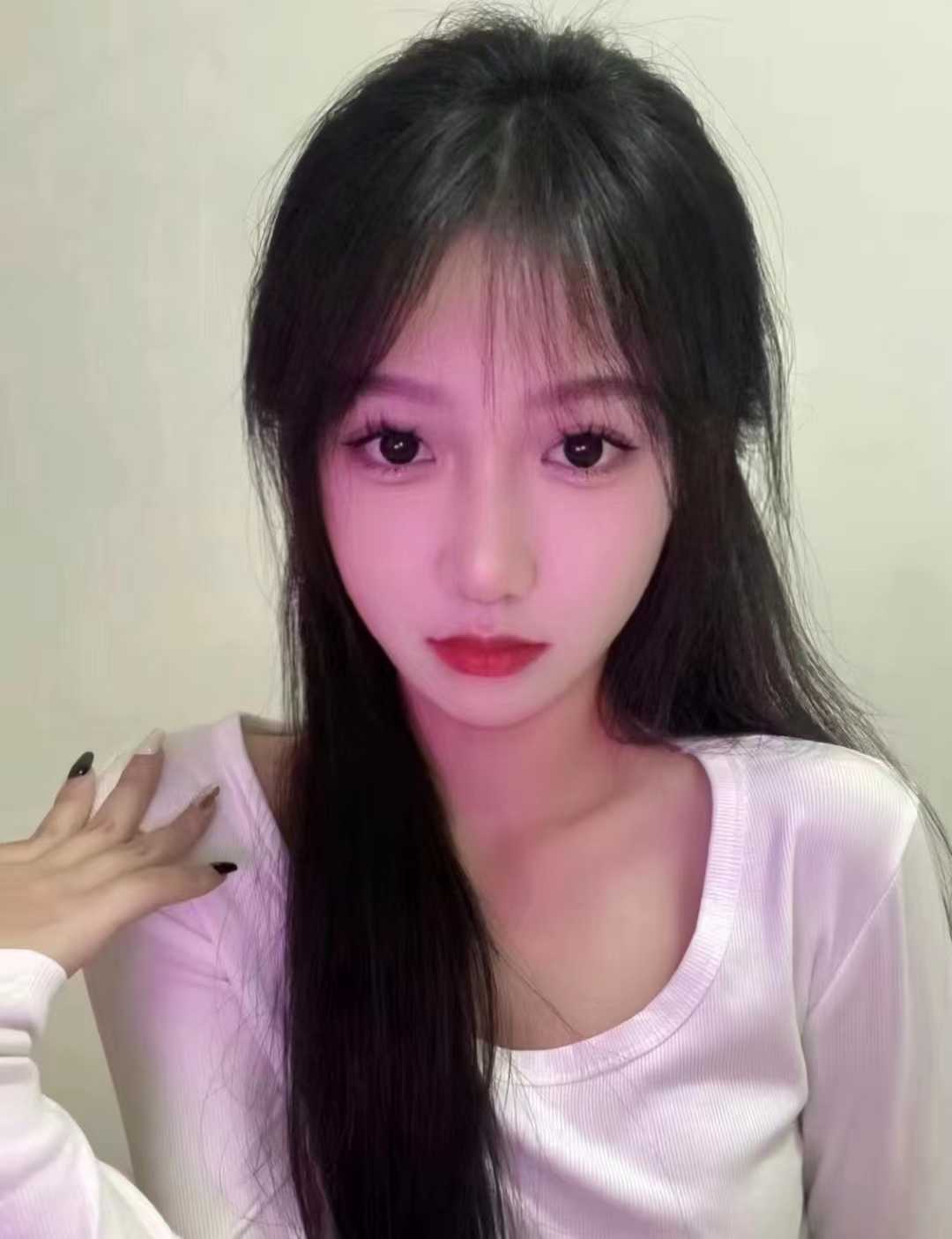 公寓美女，各有特色