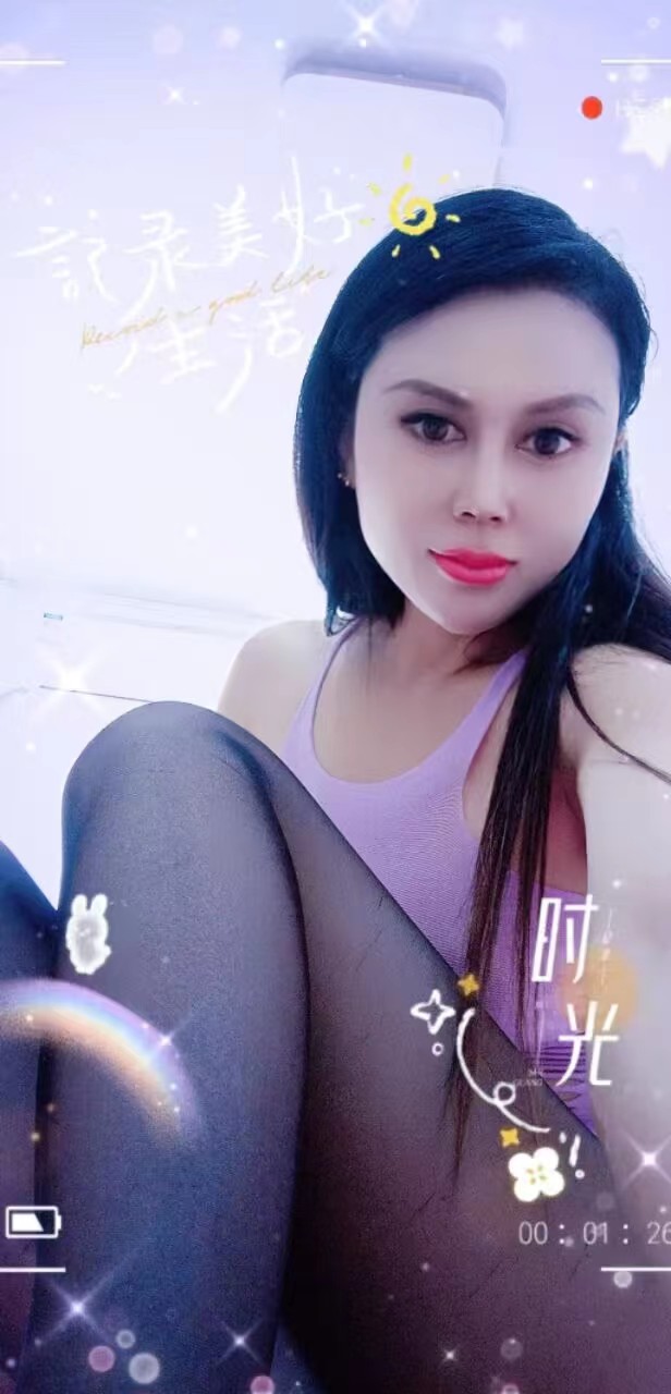 价格合适卸货的少妇