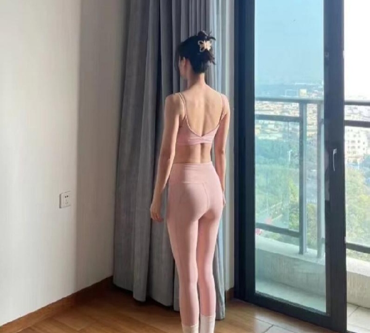 姑苏瑜伽妹妹曼曼