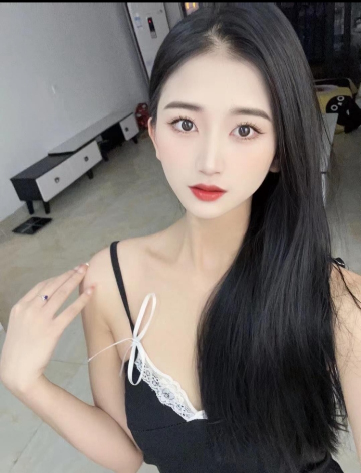 望京乖巧黑丝妹妹