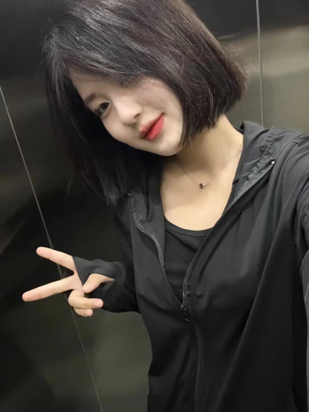 年轻漂亮的妹妹