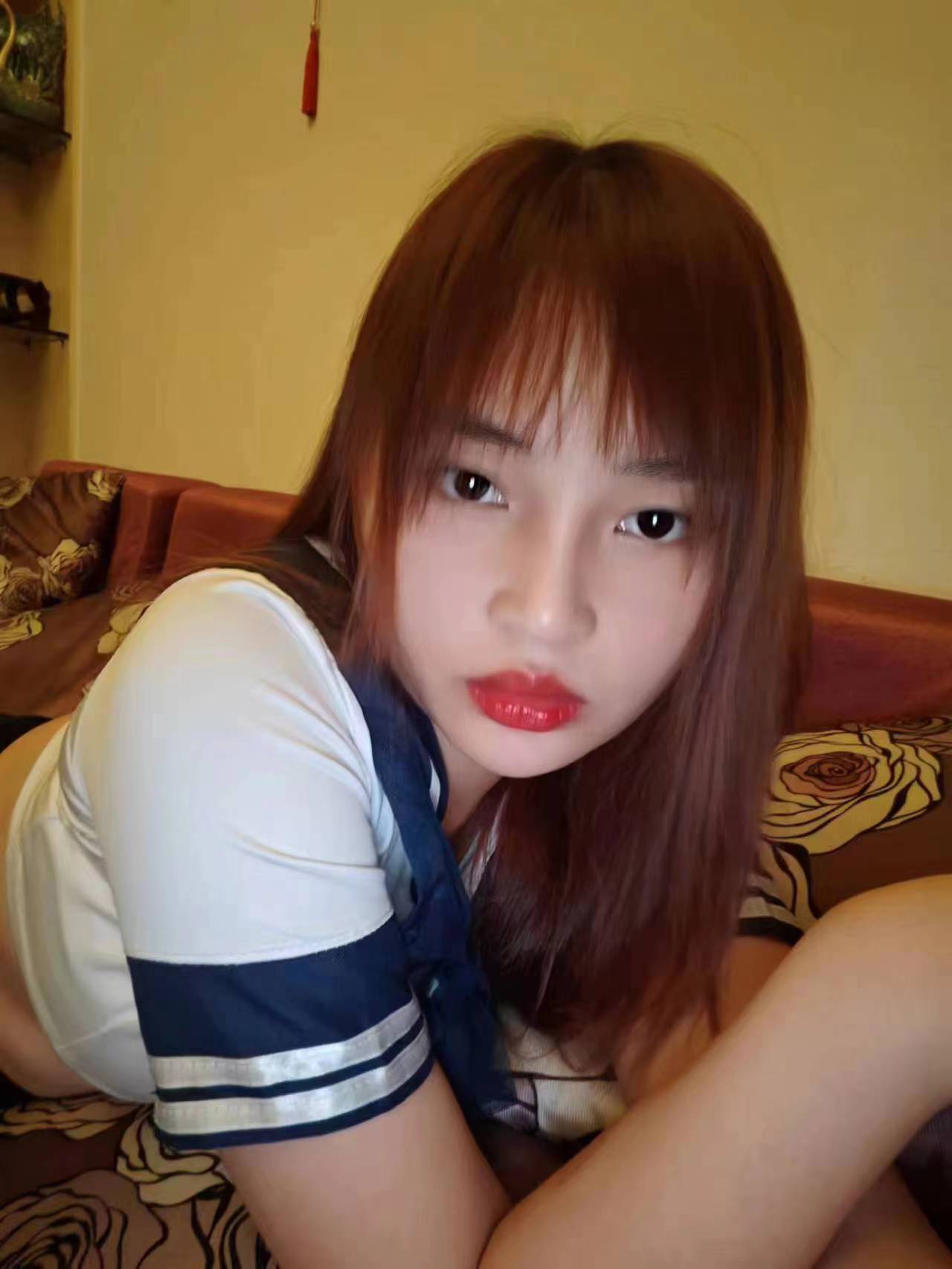 活泼开朗很不错的妹妹