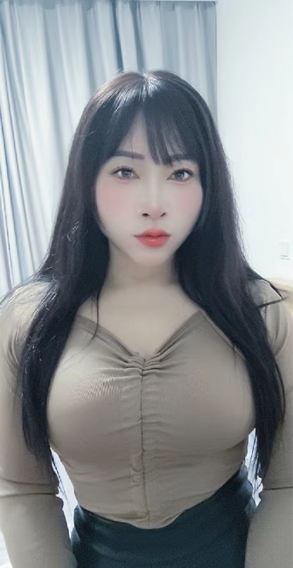 身材不错还有很多Sao话