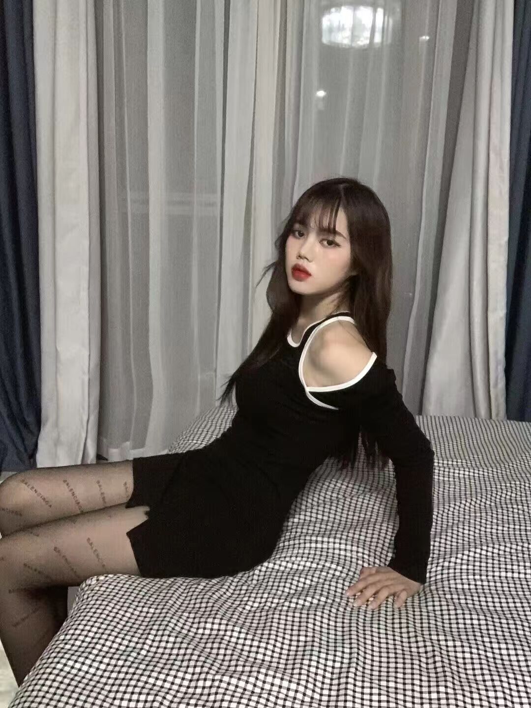 身材火辣皮肤滑