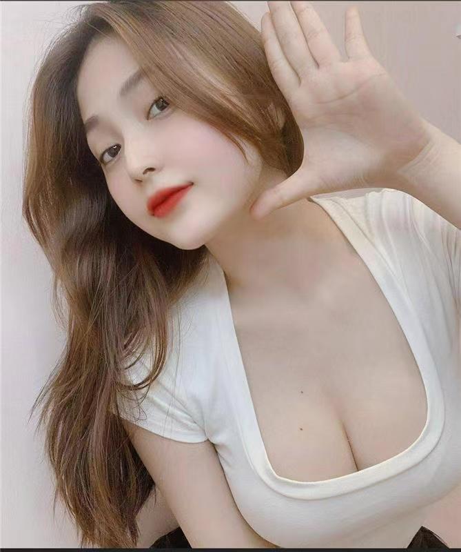 多汁妹子又性感又风情