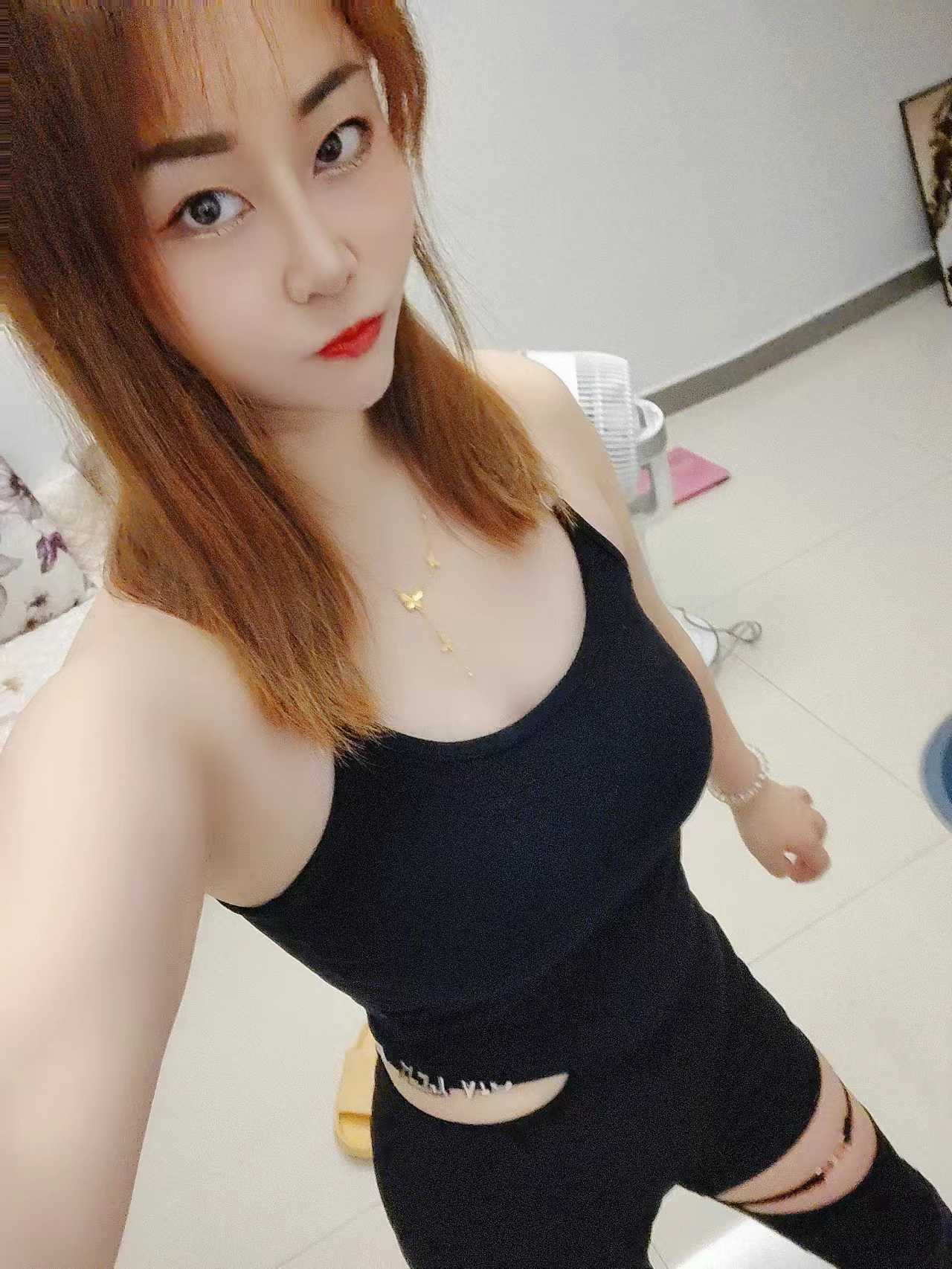 龙岗清湖妖娆小婉