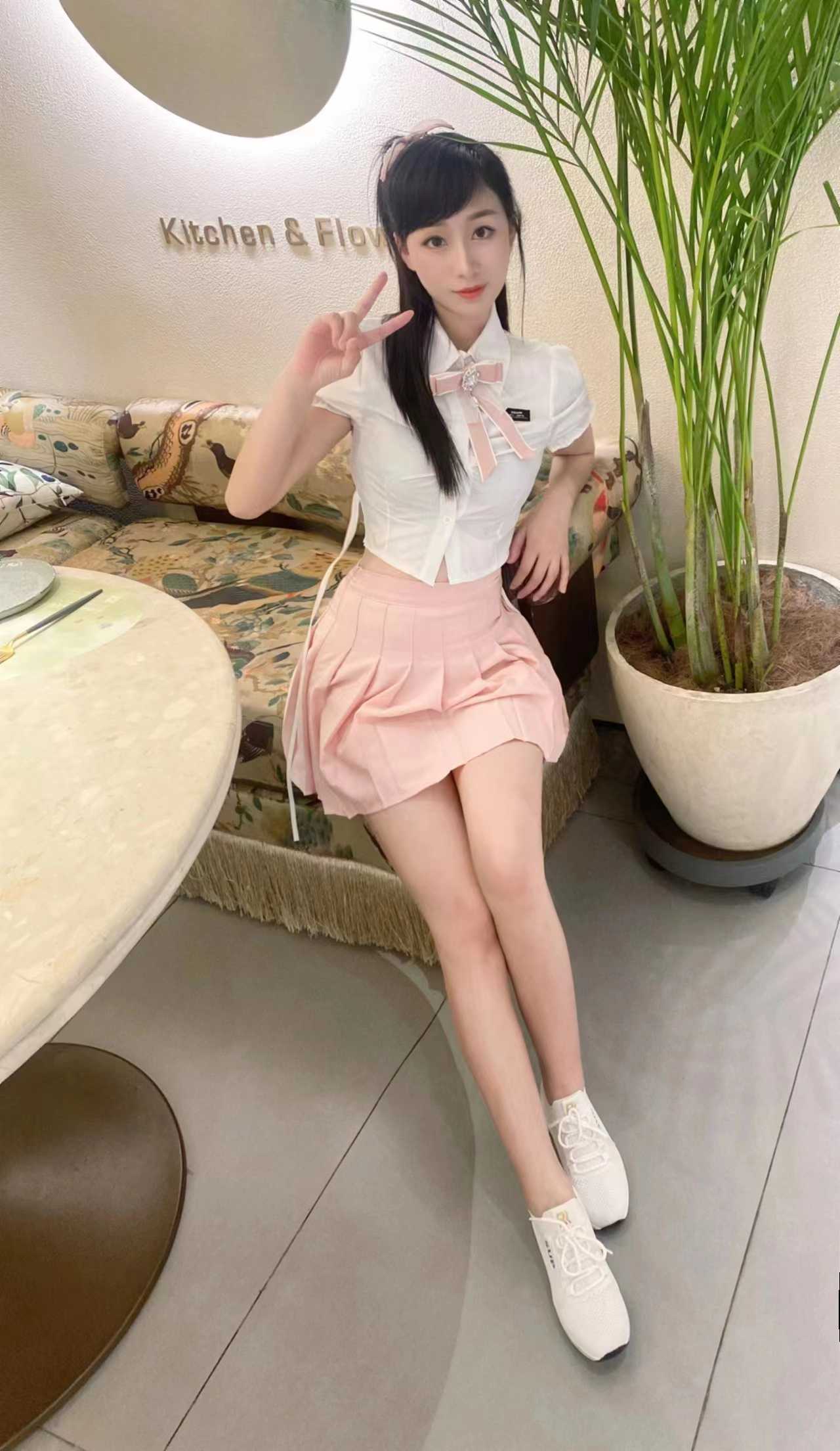 小巧玲珑幼师兼职