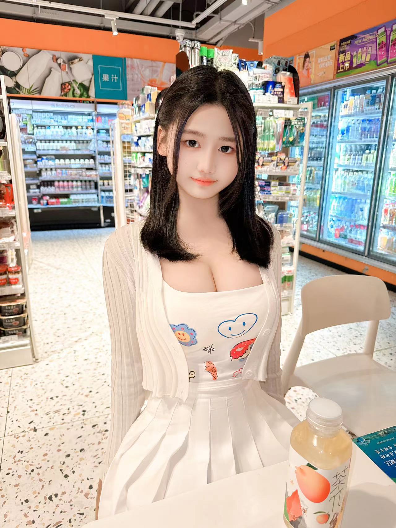 闵行童颜巨乳粉嫩婷婷